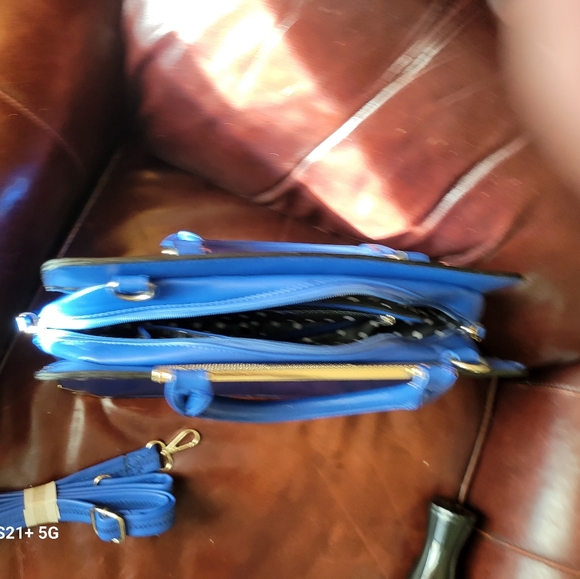 Seriously gorgeous Louis Vuitton purse.Of course vintage just stunning - Picture 11 of 12